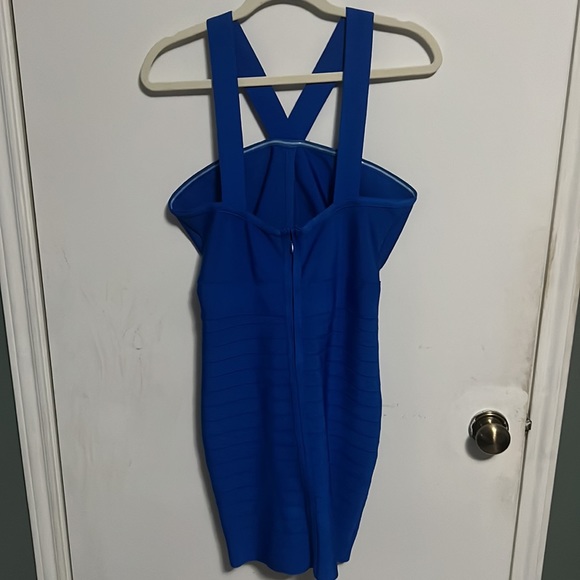 Blue elegant dress. Great for a night out! - Picture 5 of 5